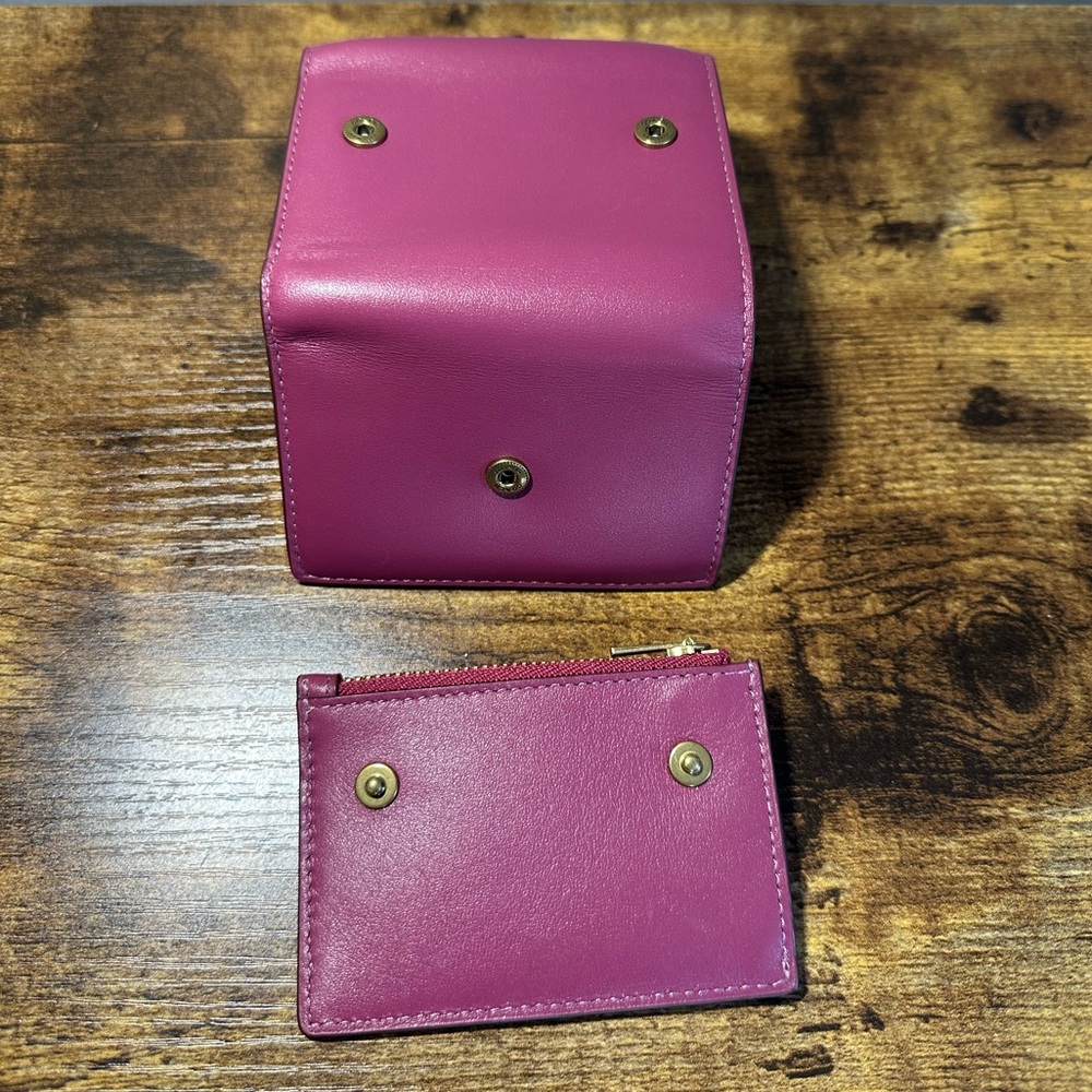 Coach Essential Card Holder Wallet - Picture 15 of 15